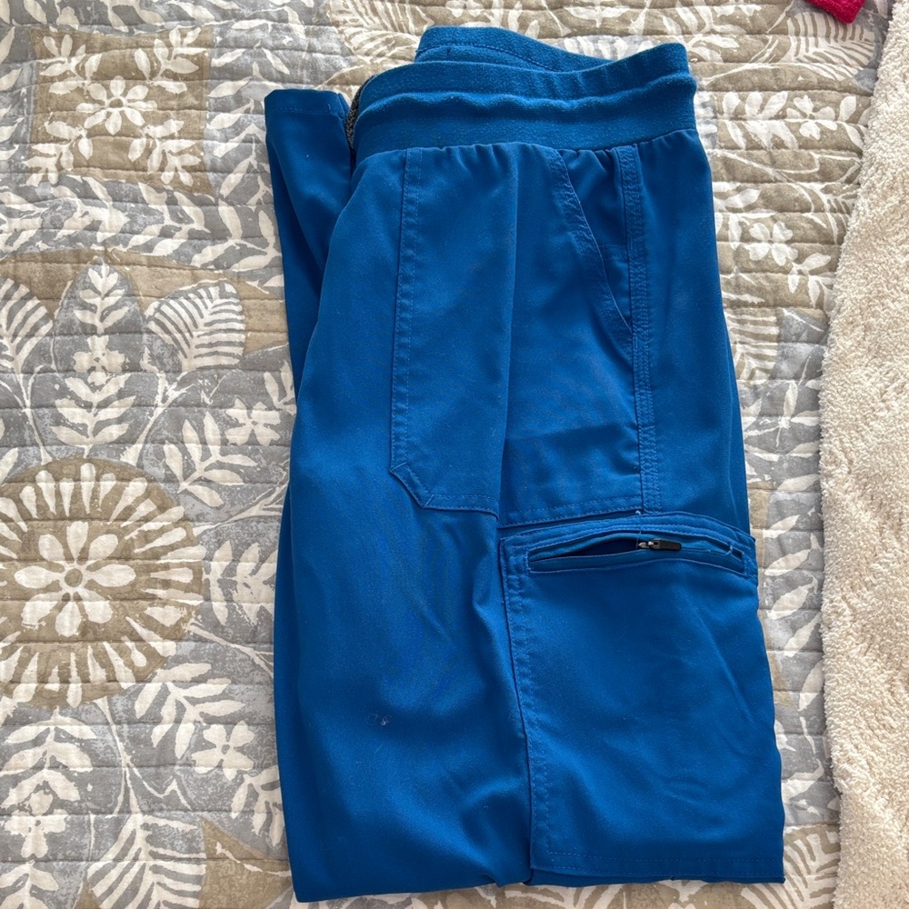 Carhartt scrubs